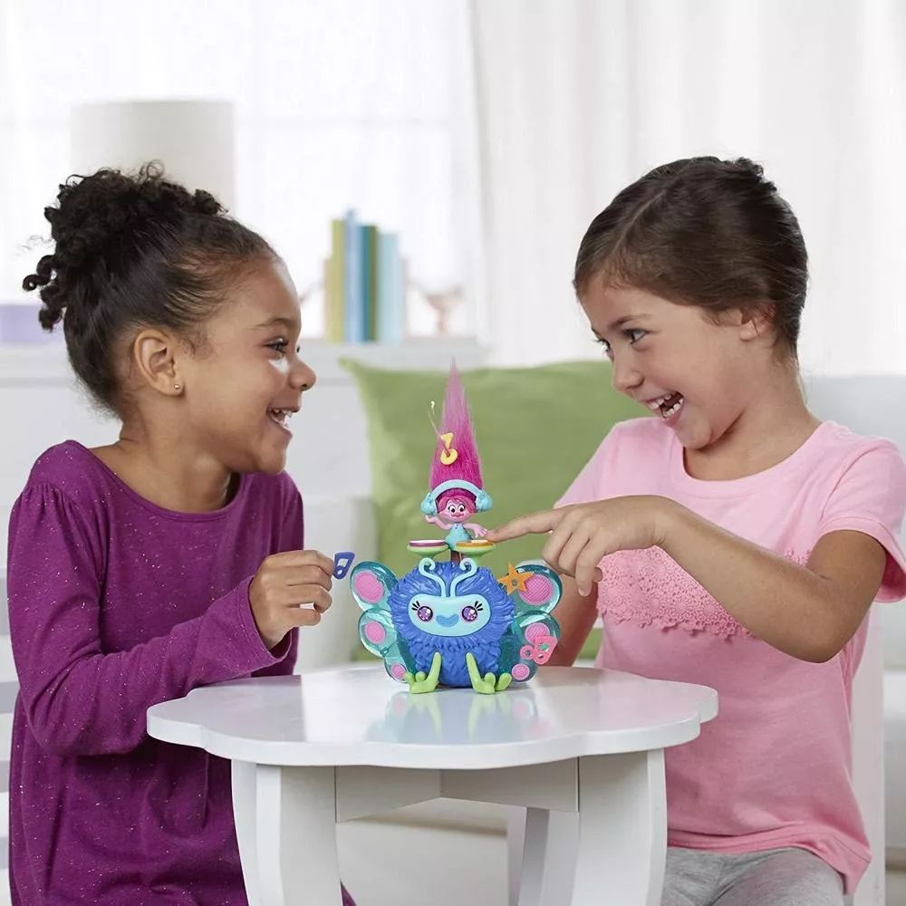 img Trolls Hasbro Bicho Musical de Poppy