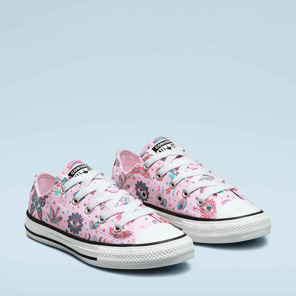 img Zapatillas Converse Con Detalle De Mariposas