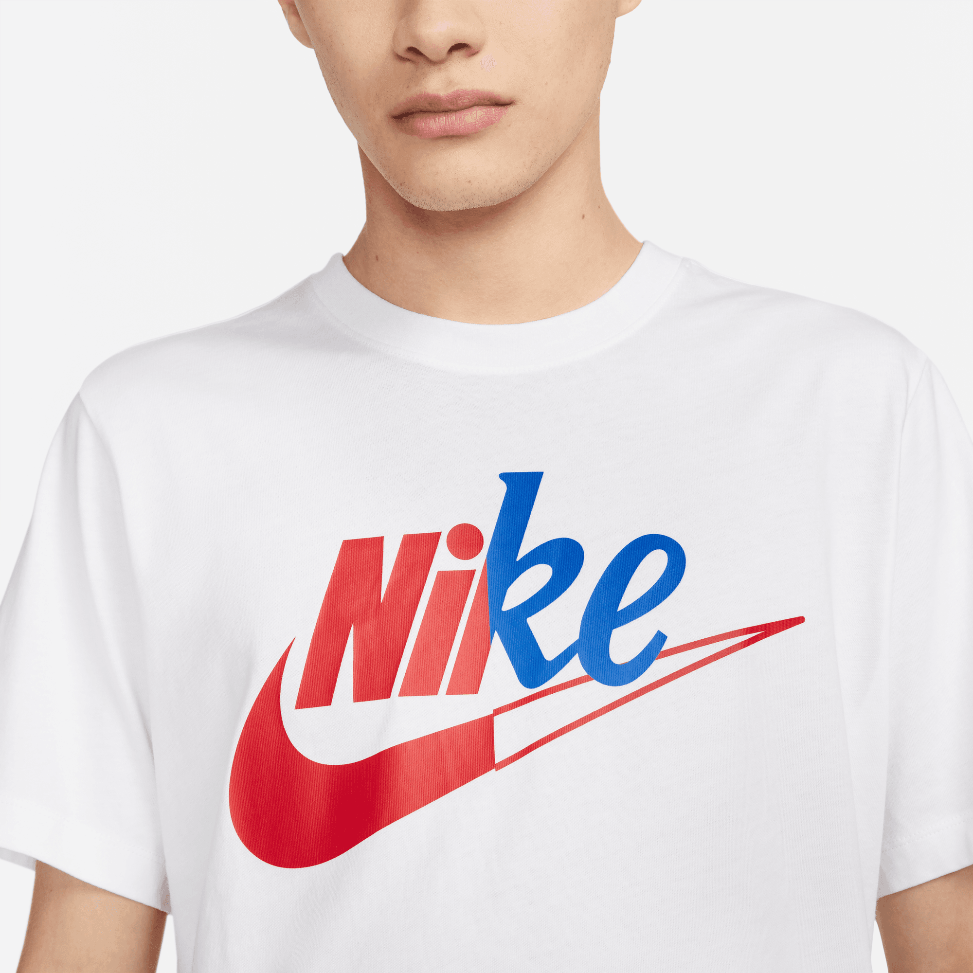 img Polera Nike Color Blanco Con Cuello Redondo