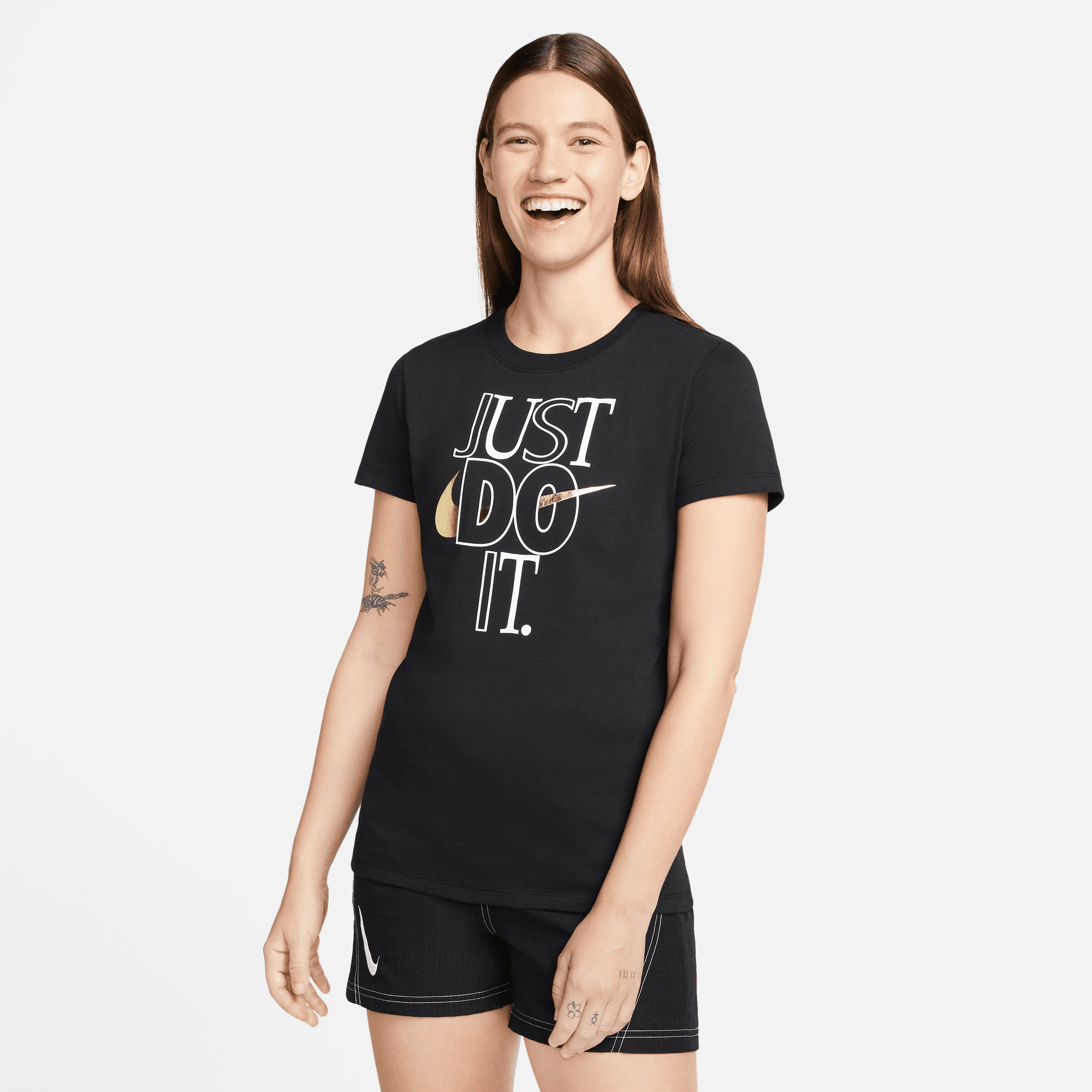img Polera Nike Con Cuello Redondo