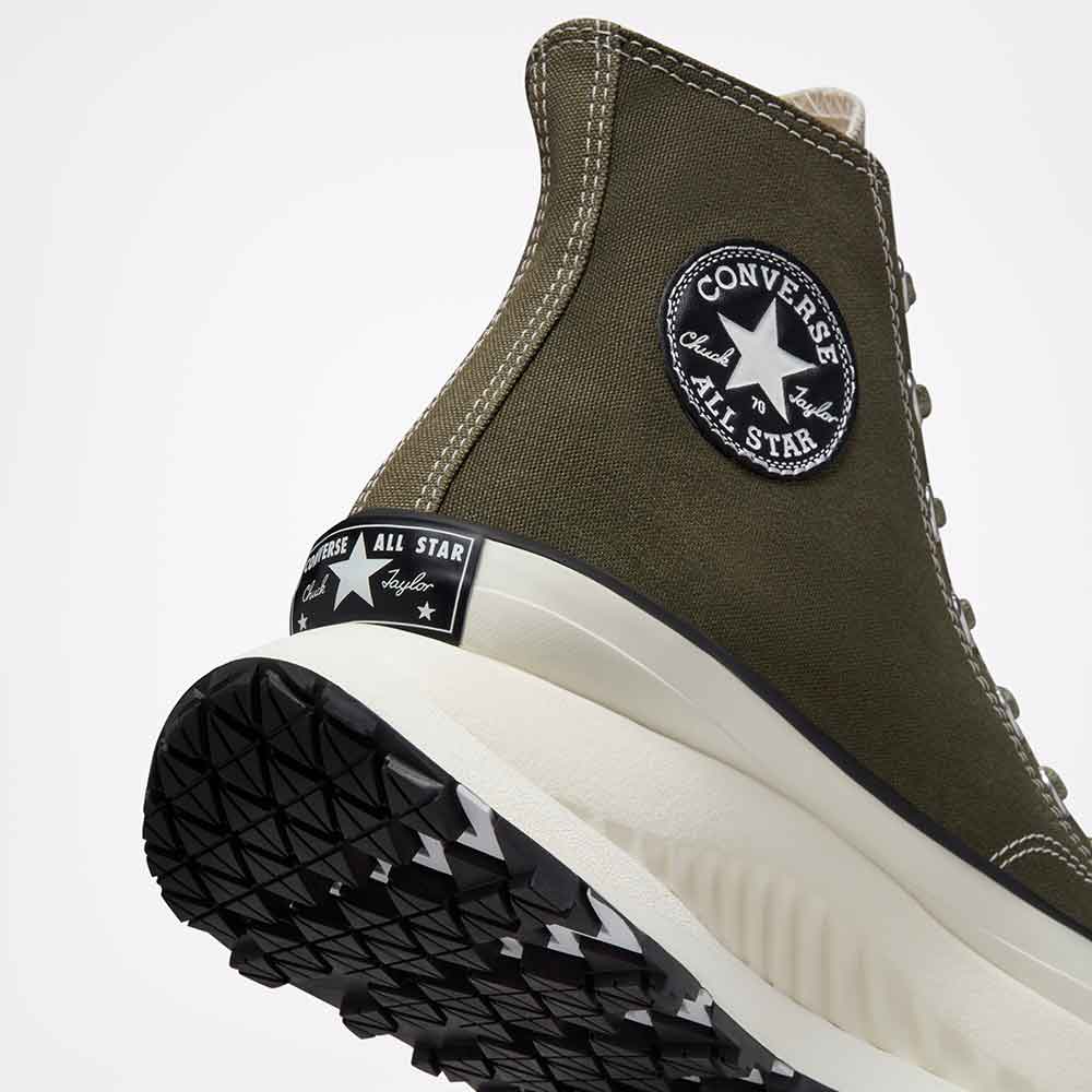 img Zapatilla Converse Con Plataforma Alta Color Verde Militar