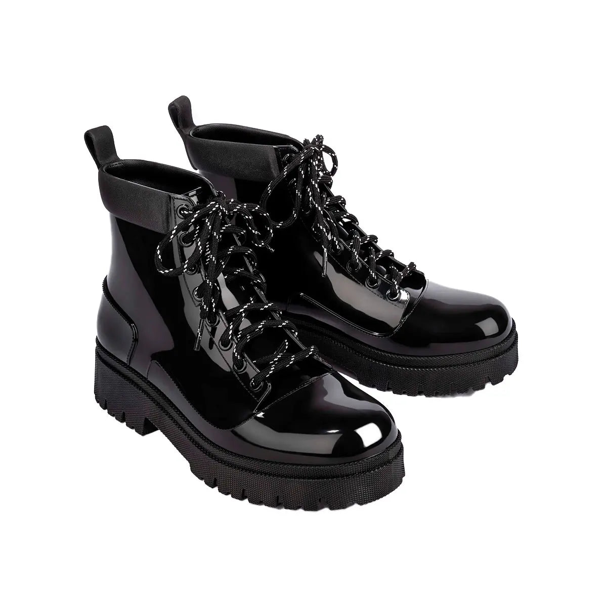 img Bota track Style