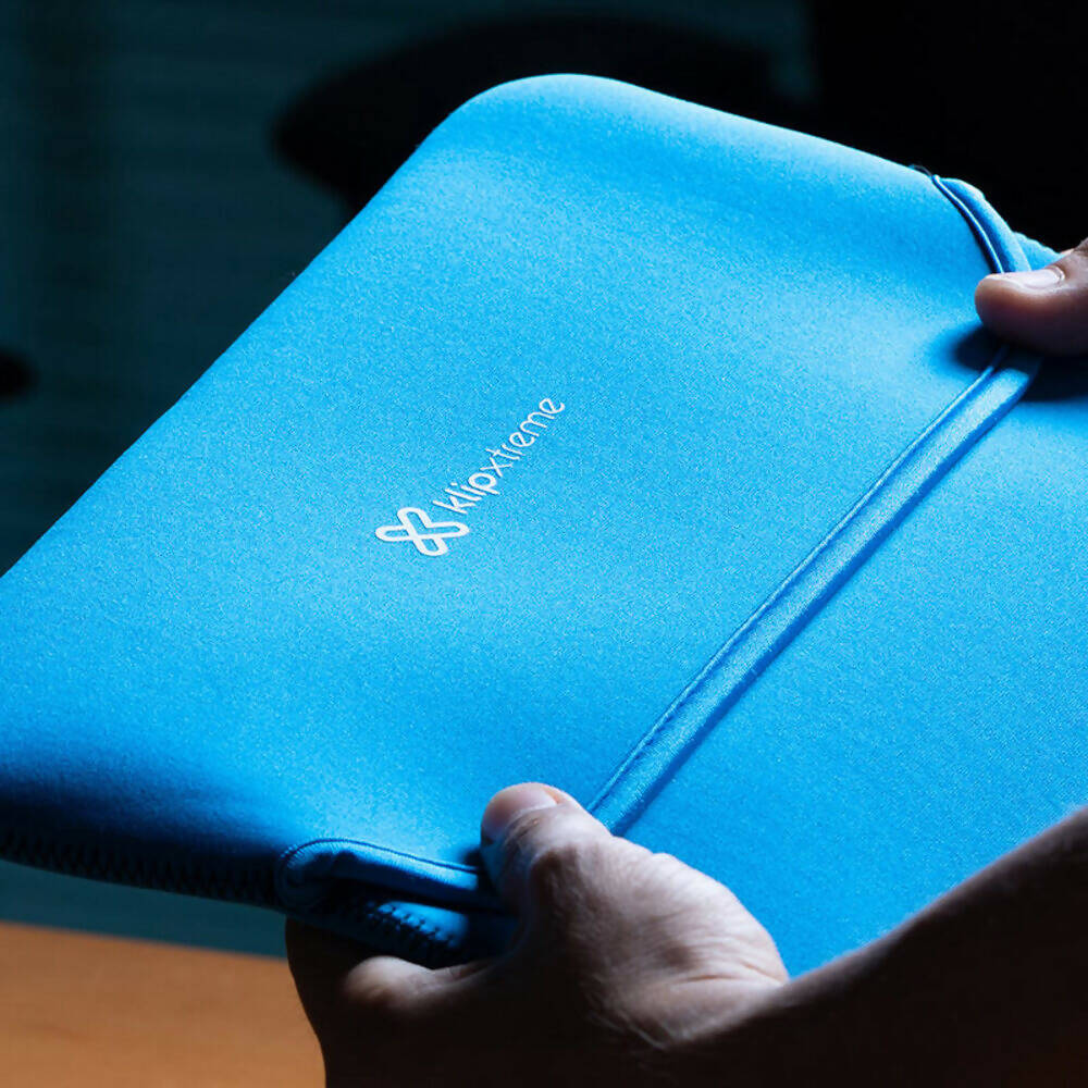 img Funda para Laptop Klip-Xtreme hasta 15.6" de Neopreno, Impermeable Reversible KNS-415BL