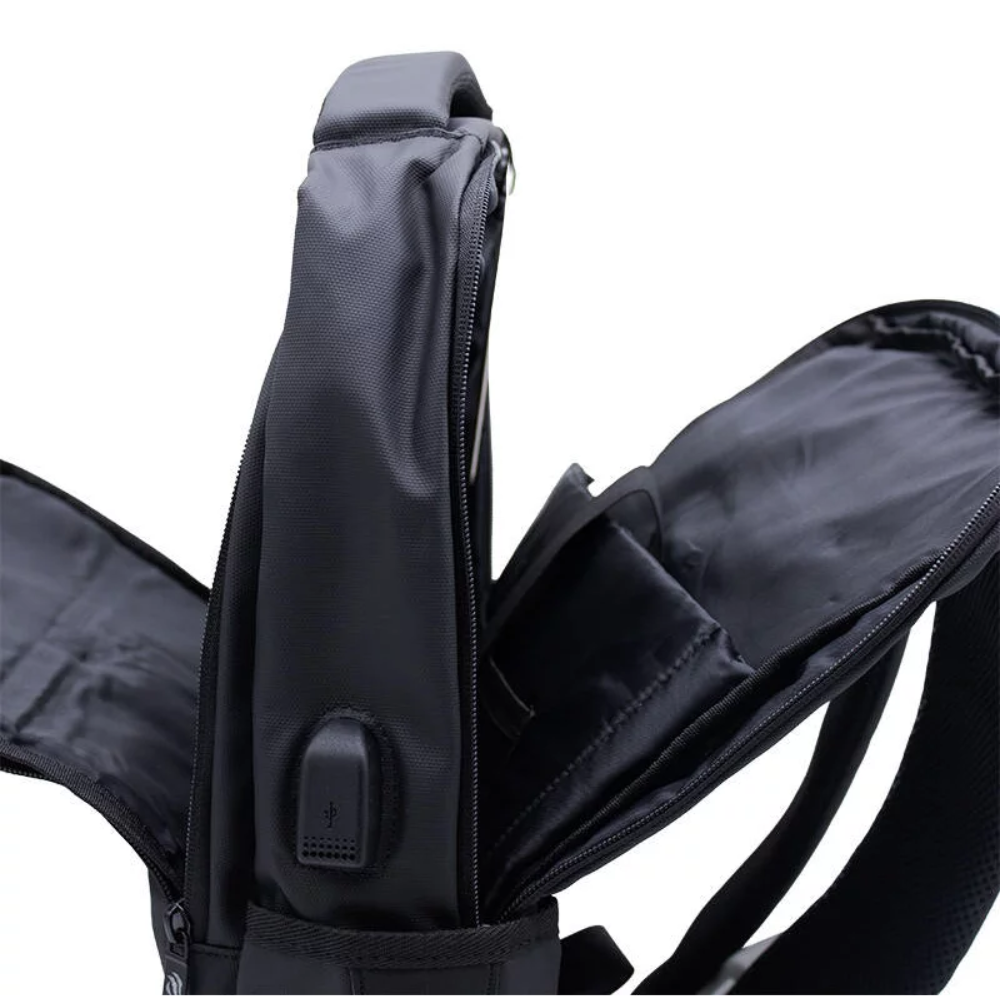 img Mochila Gamer Gamenote para Laptop hasta 15.6” color Negro GN-BACKPACK