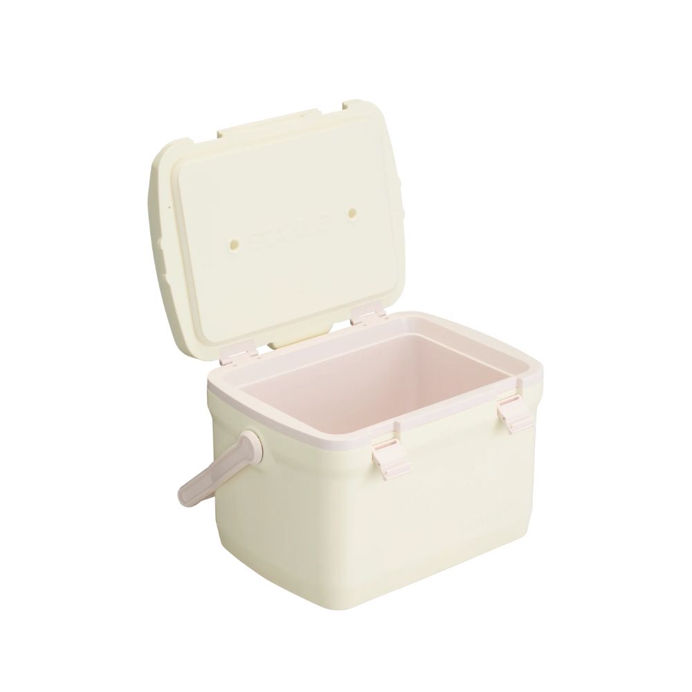img Cooler 15.14Lt Stanley Adventure Cream
