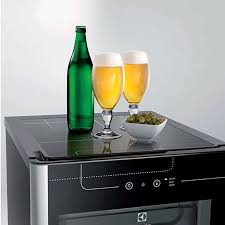 img Centro de Bebidas Electrolux 83L ERCK83W5MPB